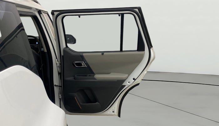 2025 KIA SYROS HTX Plus (O) 1.5 Diesel 6AT, Diesel, Automatic, 13,297 km, RHS Rear Door