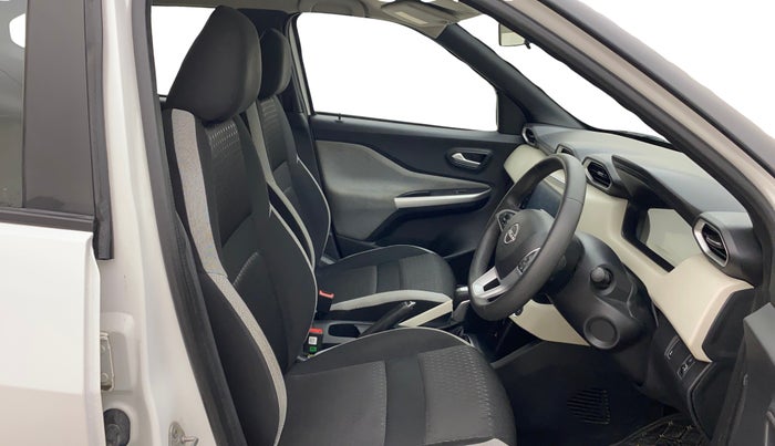 2022 Nissan MAGNITE XV TURBO CVT, Petrol, Automatic, 24,601 km, Right Side Front Door Cabin