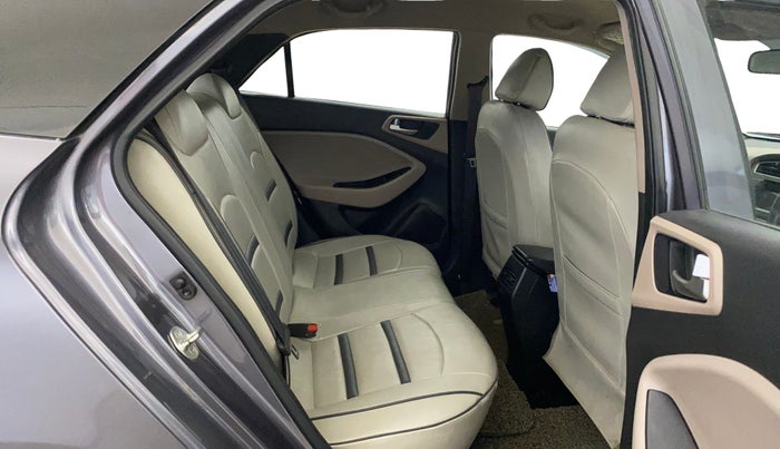 2019 Hyundai Elite i20 SPORTZ PLUS 1.2, Petrol, Manual, 47,256 km, Right Side Rear Door Cabin