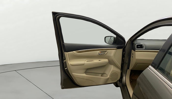 2019 Maruti Ciaz ALPHA 1.5 SHVS PETROL, Petrol, Manual, 25,604 km, LHS Front Door