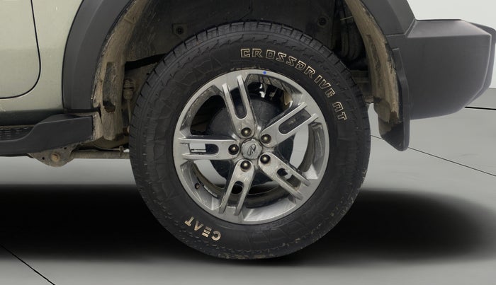 2021 Mahindra Thar LX D 4WD AT CONVERTIBLE, Diesel, Automatic, 99,439 km, Left Rear Wheel