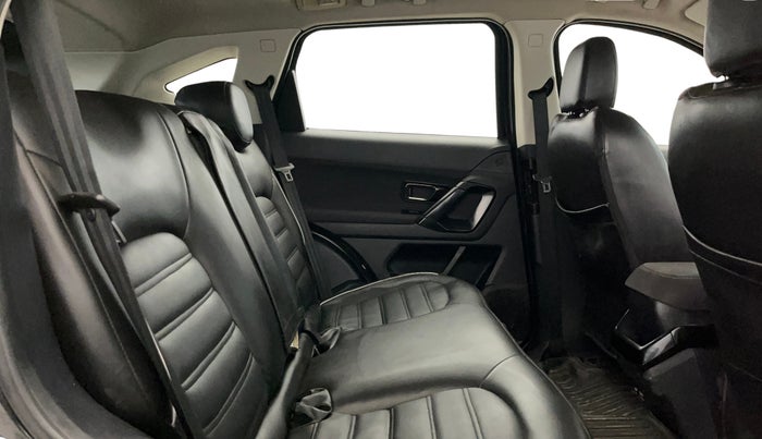 2022 Tata Harrier XT PLUS 2.0L KRYOTEC DARK EDITON, Diesel, Manual, 89,505 km, Right Side Rear Door Cabin
