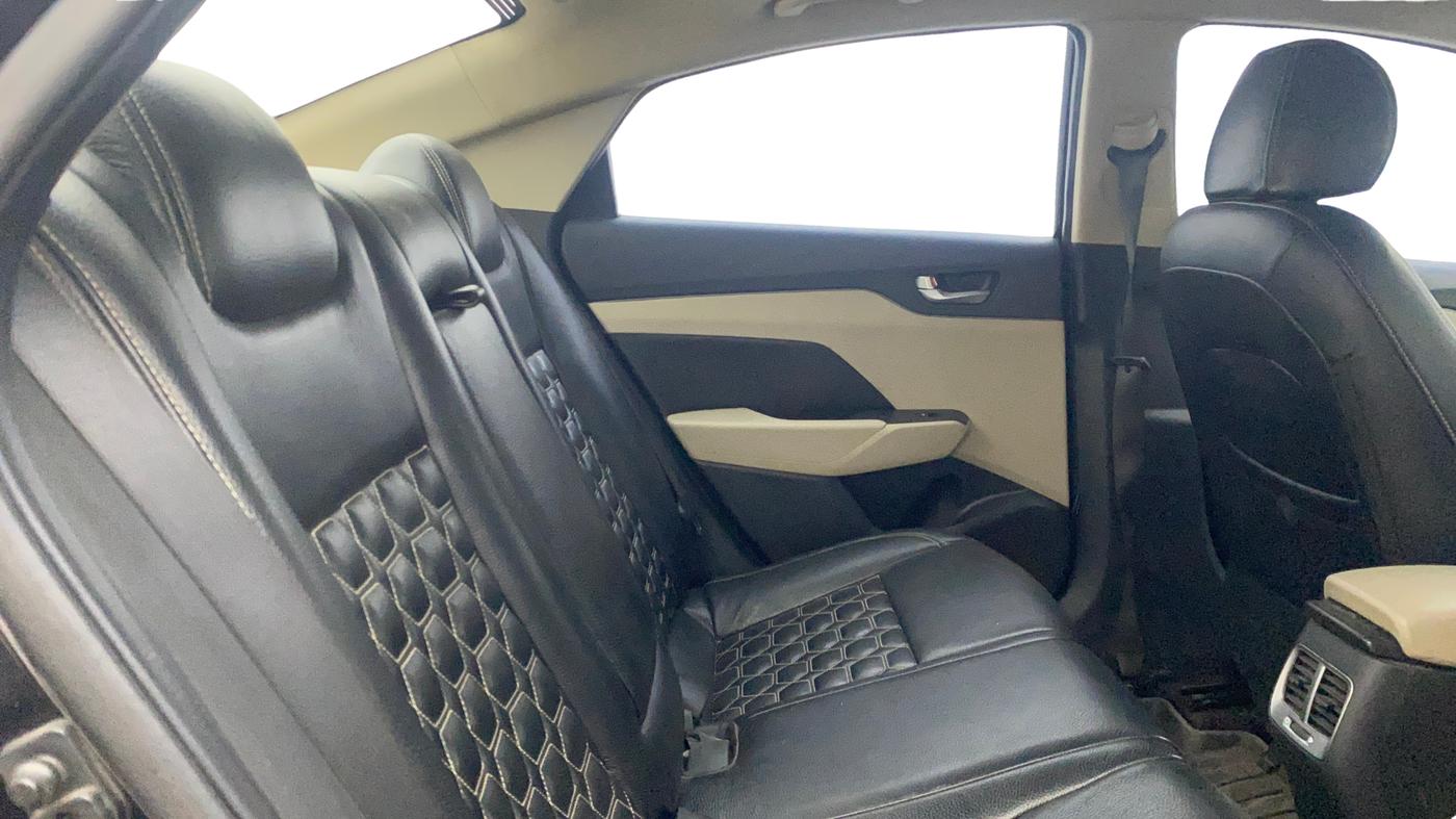 2020 Hyundai Verna SX 1.5 VTVT IVT, Petrol, Automatic, 95,995 km, Right Side Rear Door Cabin