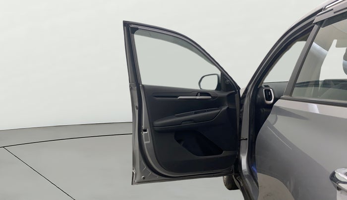 2021 KIA SONET HTK 1.2, Petrol, Manual, 29,785 km, LHS Front Door