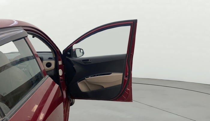 2015 Hyundai Grand i10 MAGNA 1.2 KAPPA VTVT, Petrol, Manual, 29,996 km, RHS Front Door