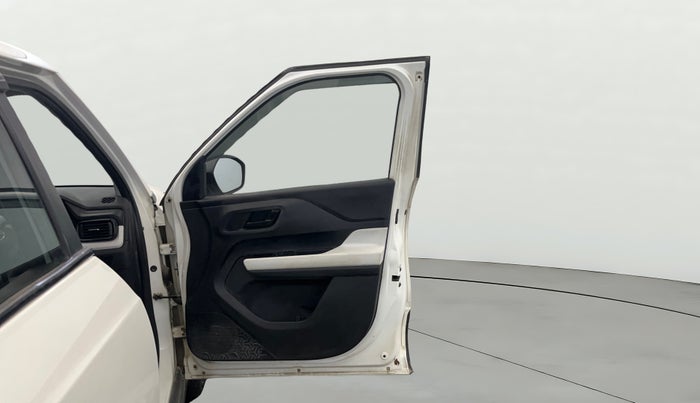 2022 Tata PUNCH PURE MT, CNG, Manual, 72,243 km, RHS Front Door