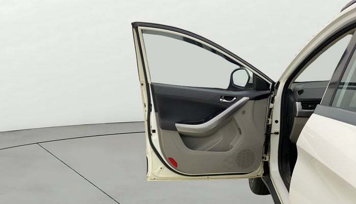 2018 Tata NEXON XZA PLUS DIESEL, Diesel, Automatic, 61,389 km, LHS Front Door