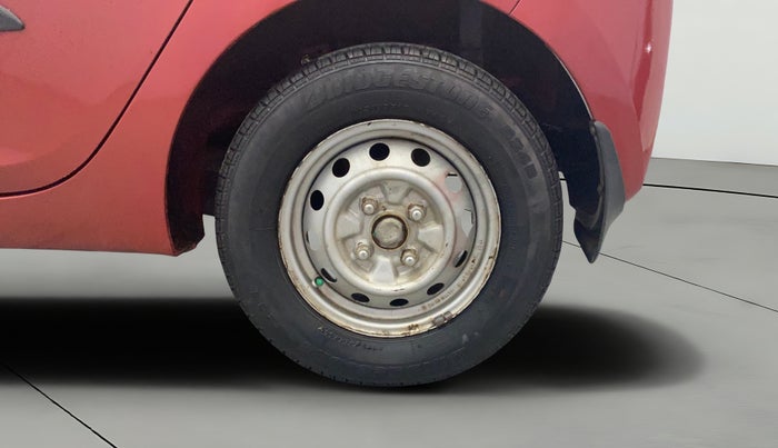 2014 Hyundai Eon ERA +, Petrol, Manual, 47,220 km, Left Rear Wheel