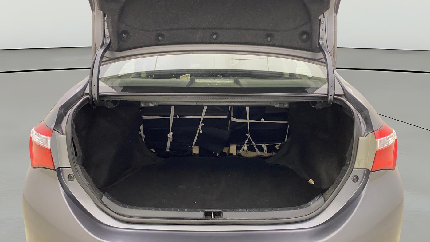 2014 Toyota Corolla Altis G PETROL, Petrol, Manual, 1,03,843 km, Boot Open Zoomed View