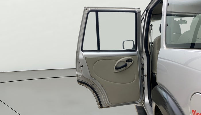 2021 Mahindra Scorpio S3 PLUS, Diesel, Manual, 24,774 km, LHS Rear Door