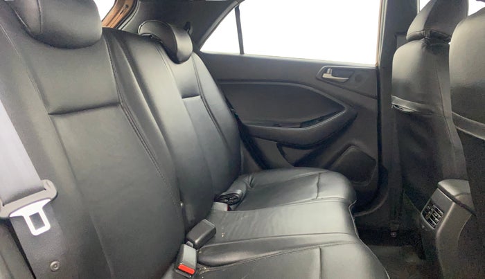 2016 Hyundai i20 Active 1.2 SX, Petrol, Manual, 41,326 km, Right Side Rear Door Cabin