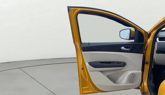 2019 Renault TRIBER RXZ, Petrol, Manual, 58,668 km, LHS Front Door