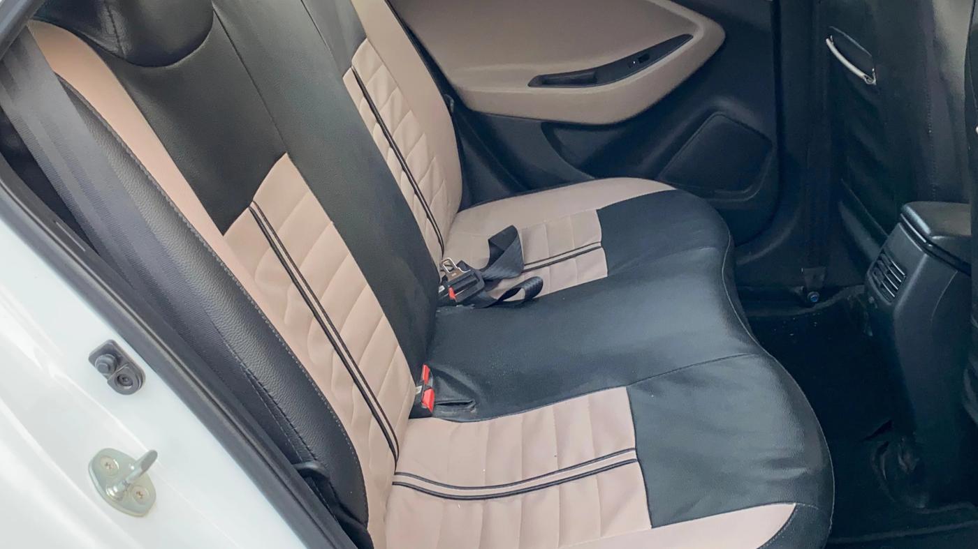 2019 Hyundai Elite i20 ASTA 1.2, Petrol, Manual, 52,008 km, Right Side Rear Door Cabin