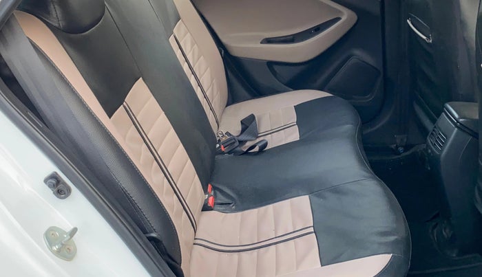 2019 Hyundai Elite i20 ASTA 1.2, Petrol, Manual, 52,008 km, Right Side Rear Door Cabin