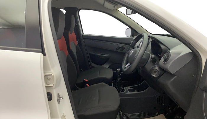 2016 Renault Kwid RXT 1.0, Petrol, Manual, 40,810 km, Right Side Front Door Cabin