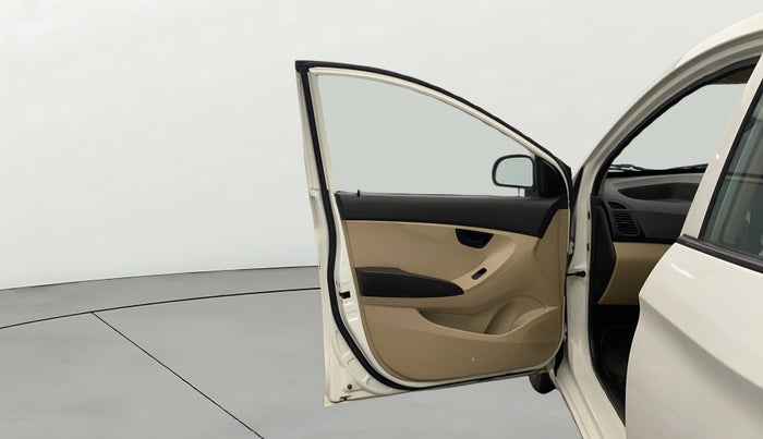 2018 Hyundai Eon ERA +, Petrol, Manual, 72,447 km, LHS Front Door