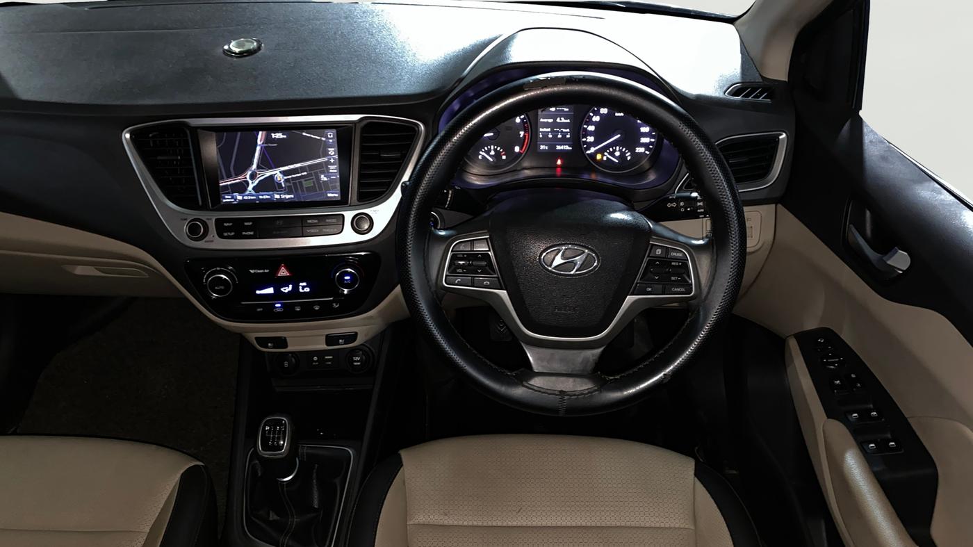 2018 Hyundai Verna 1.6 VTVT SX O, Petrol, Manual, 36,408 km, Steering Wheel Close Up
