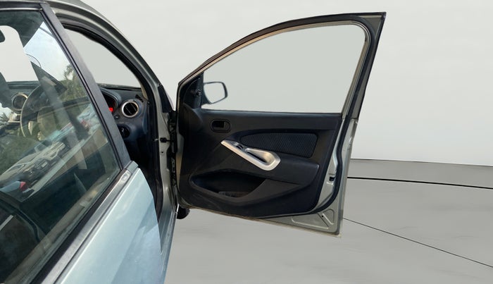 2014 Ford Figo TITANIUM 1.2 PETROL, Petrol, Manual, 18,257 km, RHS Front Door