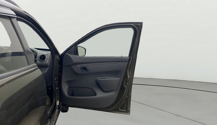 2016 Renault Kwid RXT 0.8, Petrol, Manual, 31,384 km, RHS Front Door