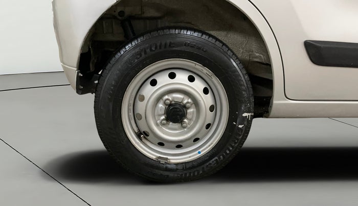 2017 Maruti Wagon R 1.0 LXI CNG, CNG, Manual, 70,776 km, Right Rear Wheel