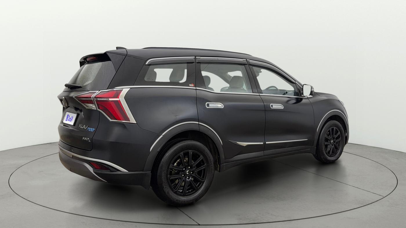 2024 Mahindra XUV700 AX 7 Luxury Pack Petrol AT 6 STR, Petrol, Automatic, 32,191 km, Right Back Diagonal