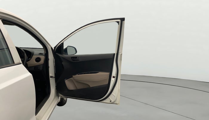 2018 Hyundai Grand i10 MAGNA 1.2 KAPPA VTVT, Petrol, Manual, 62,142 km, RHS Front Door