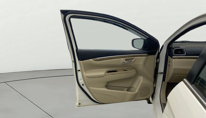 2022 Maruti Ciaz ALPHA 1.5 SHVS PETROL, Petrol, Manual, 45,939 km, LHS Front Door