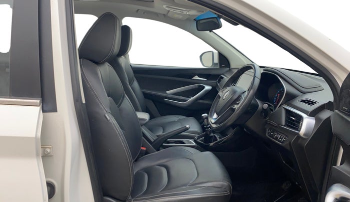 2019 MG HECTOR SHARP 2.0 DIESEL, Diesel, Manual, 62,135 km, Right Side Front Door Cabin