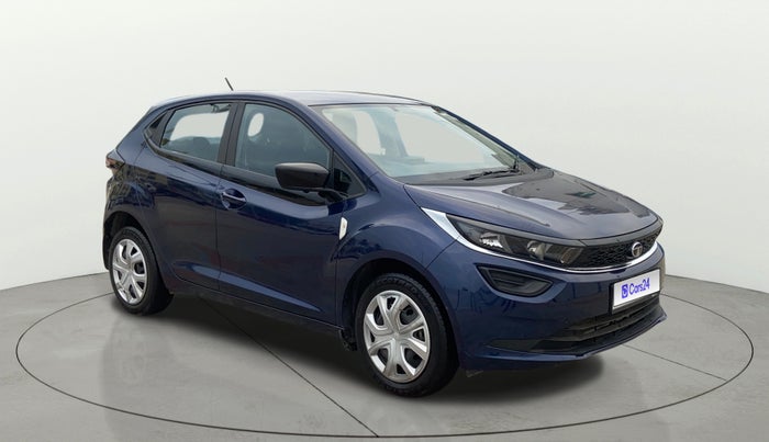 2024 Tata ALTROZ XM PLUS PETROL, Petrol, Manual, 8,236 km, Right Front Diagonal