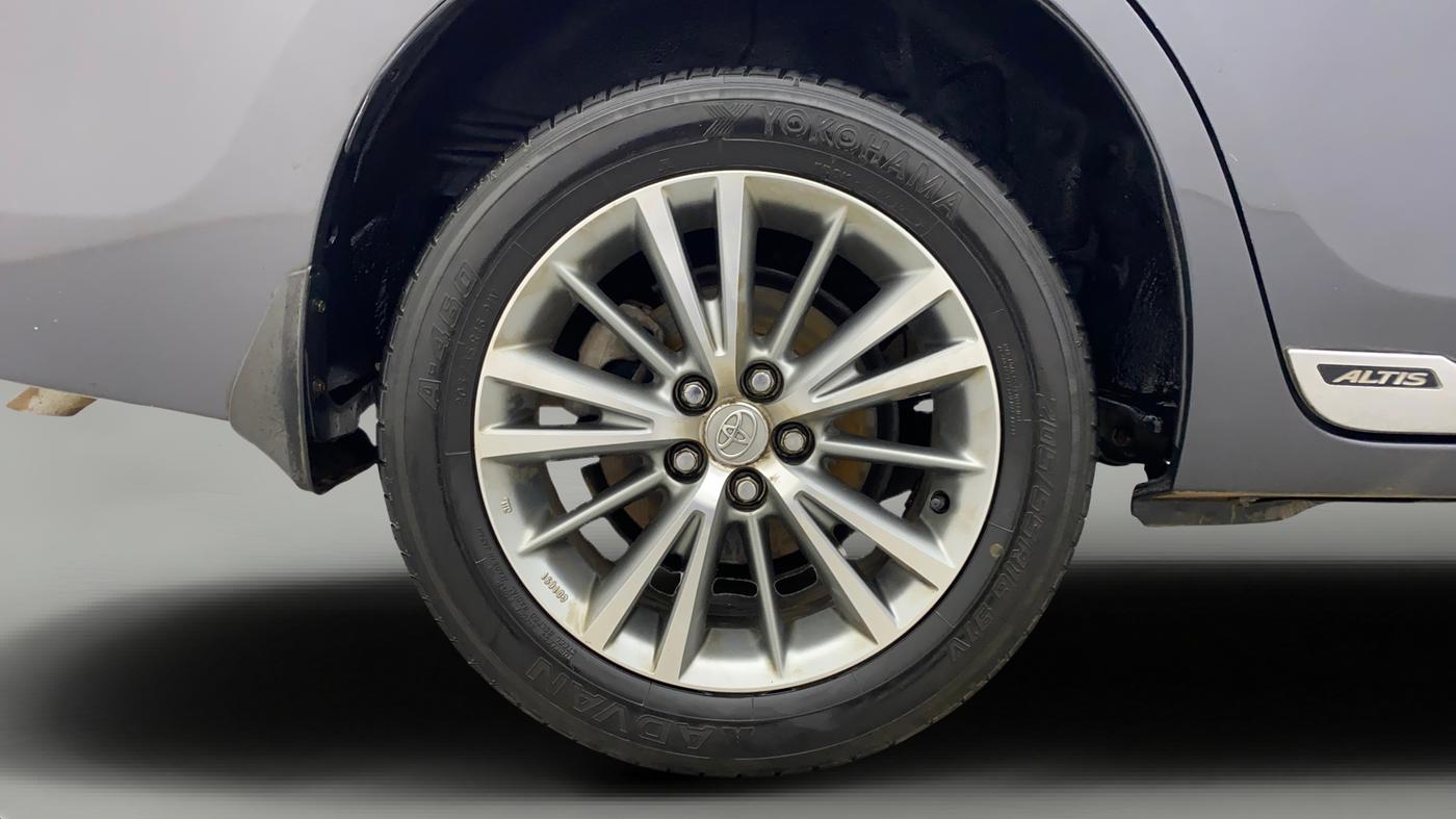 2015 Toyota Corolla Altis VL CVT PETROL, Petrol, Automatic, 79,292 km, Right Rear Wheel