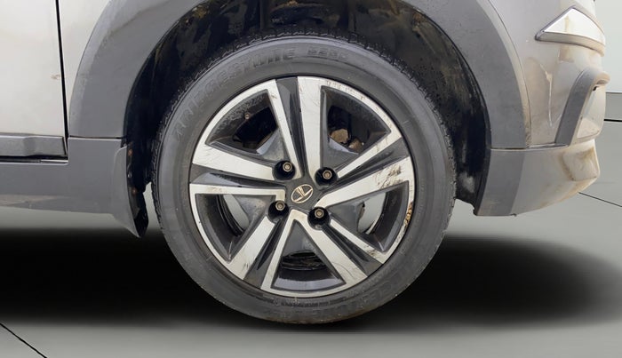 2022 Tata TIAGO NRG XZ AMT, Petrol, Automatic, 40,699 km, Right Front Wheel