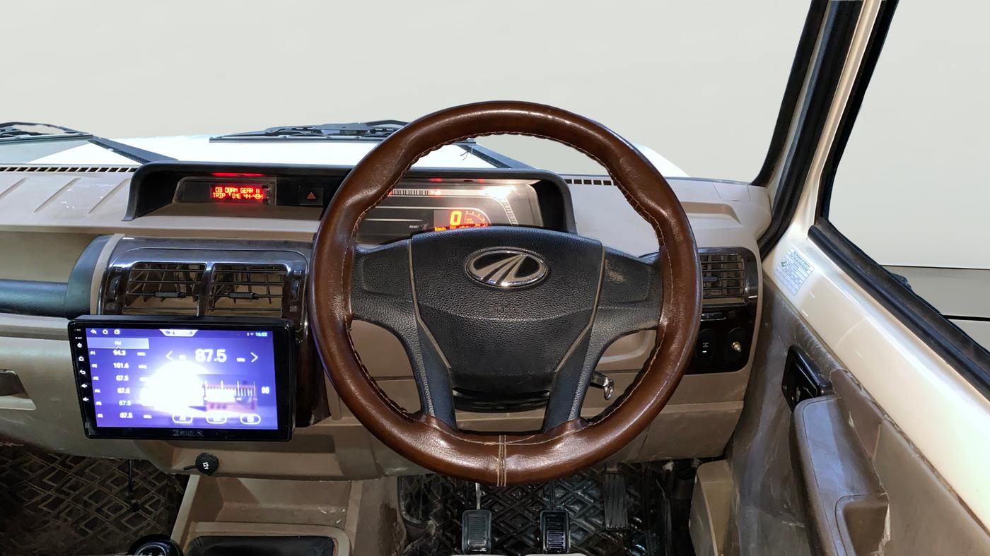 2020 Mahindra Bolero B6 (O), Diesel, Manual, 1,00,439 km, Steering Wheel Close Up