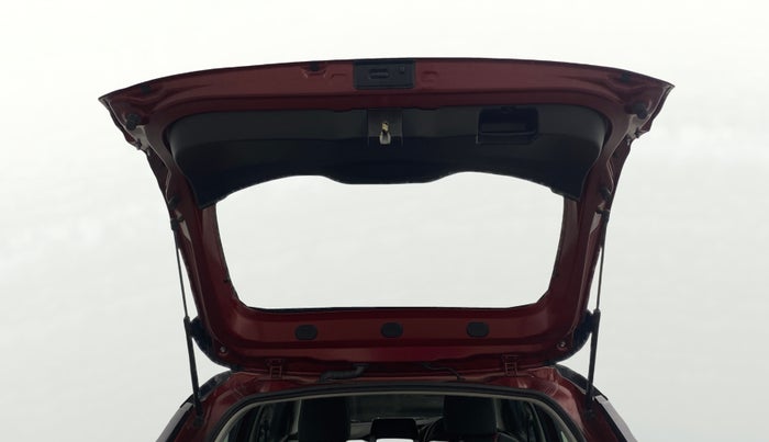 2023 Maruti FRONX ALPHA 1.0L TURBO 6 AT DUAL TONE, Petrol, Automatic, 33,999 km, Boot Door Open