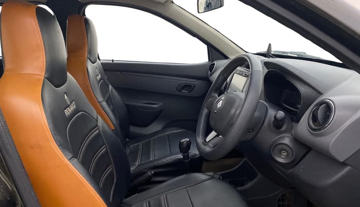 2016 Renault Kwid RXT 0.8, Petrol, Manual, 35,792 km, Right Side Front Door Cabin