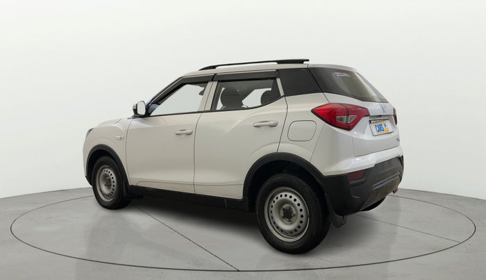 2023 Mahindra XUV300 W4 1.2 PETROL, Petrol, Manual, 35,728 km, Left Back Diagonal