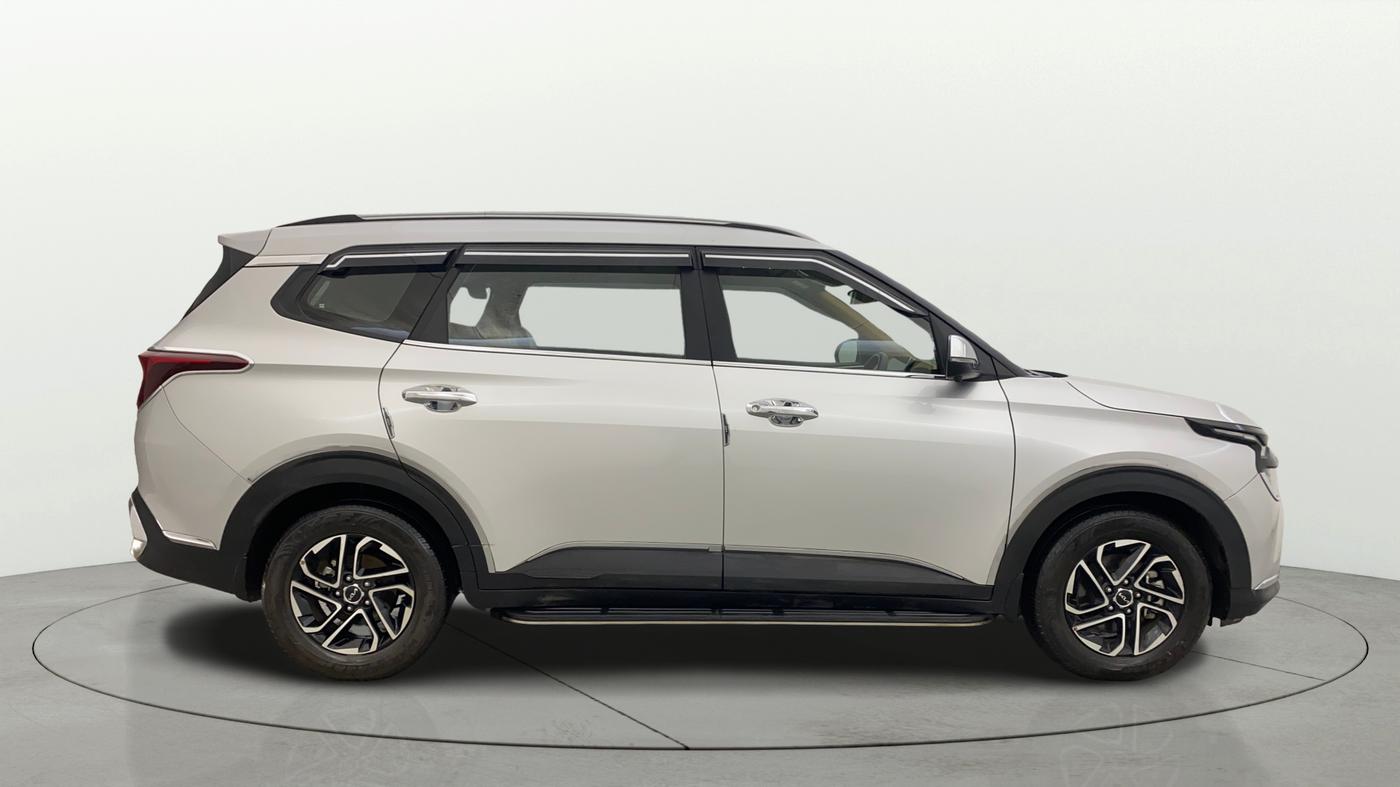 2022 KIA CARENS PRESTIGE 1.4 PETROL 7 STR, Petrol, Manual, 14,137 km, Right Side View