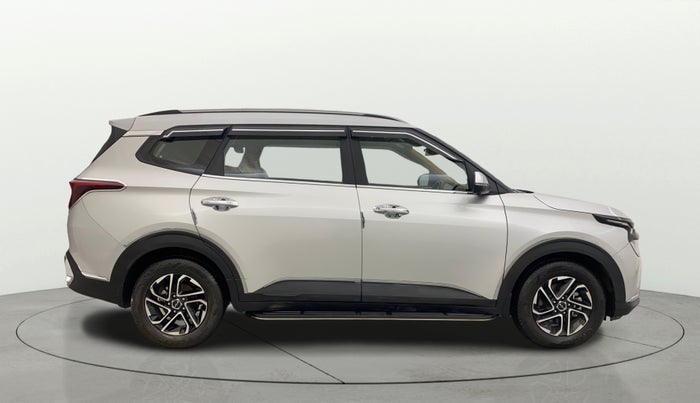 2022 KIA CARENS PRESTIGE 1.4 PETROL 7 STR, Petrol, Manual, 14,137 km, Right Side View