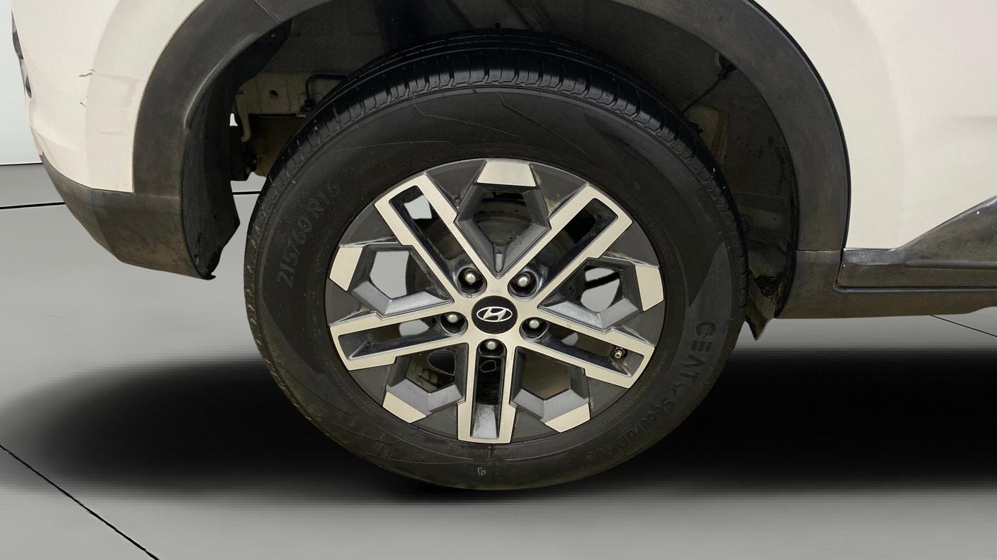2023 Hyundai VENUE SX (O) MT 1.0 Turbo, Petrol, Manual, 15,028 km, Right Rear Wheel