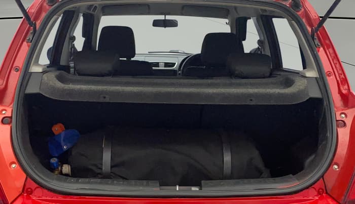 2016 Maruti Swift VXI, CNG, Manual, 94,818 km, Boot Open Zoomed View