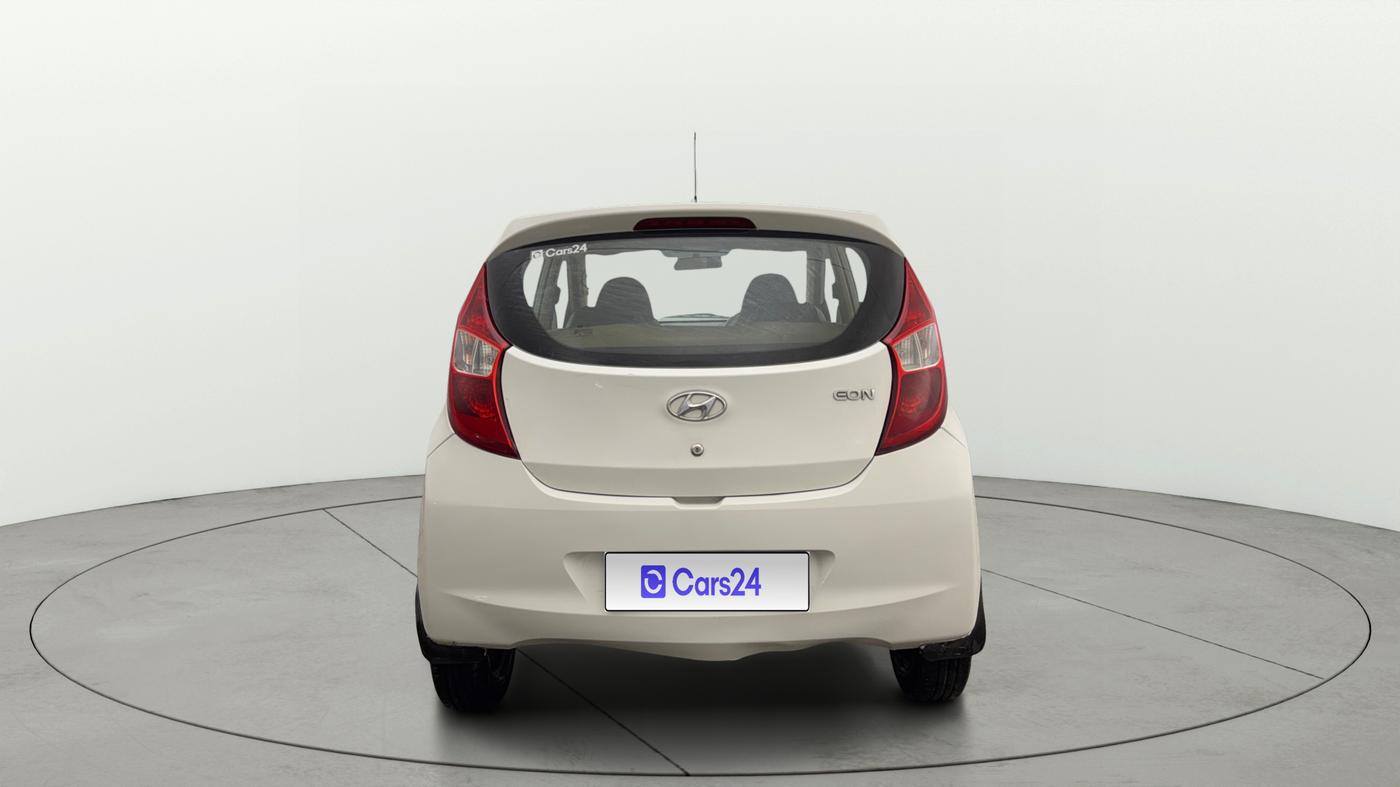 2018 Hyundai Eon MAGNA +, CNG, Manual, 79,427 km, Back/Rear