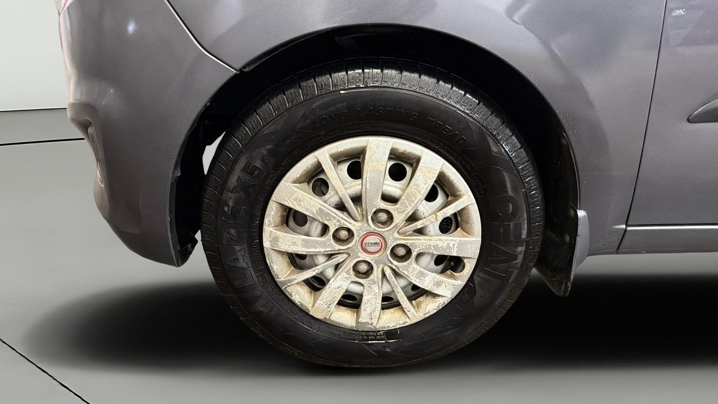 2015 Hyundai i10 MAGNA 1.1, Petrol, Manual, 37,575 km, Left Front Wheel