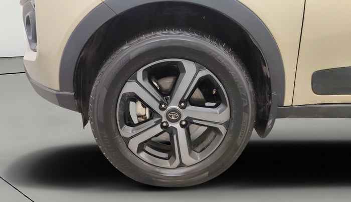 2022 Tata NEXON XZA PLUS (PREMIUM) KAZIRANGA PETROL, Petrol, Automatic, 52,830 km, Left Front Wheel