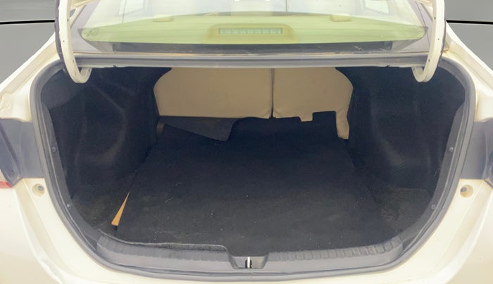 2021 Toyota YARIS G MT, Petrol, Manual, 51,631 km, Boot Open Zoomed View