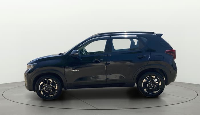 2024 KIA SONET Gravity 1.2 Petrol MT, Petrol, Manual, 21,701 km, Left Side
