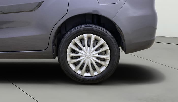 2015 Maruti Ertiga VXI CNG, CNG, Manual, 1,27,916 km, Left Rear Wheel
