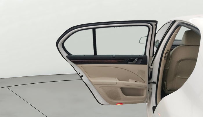 2013 Skoda Superb ELEGANCE 2.0 TDI CR AT, Diesel, Automatic, 68,183 km, LHS Rear Door