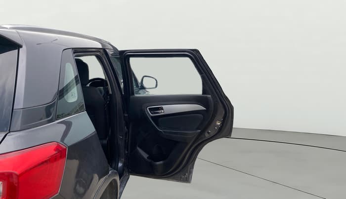 2022 Maruti BREZZA ZXI, Petrol, Manual, 65,677 km, RHS Rear Door