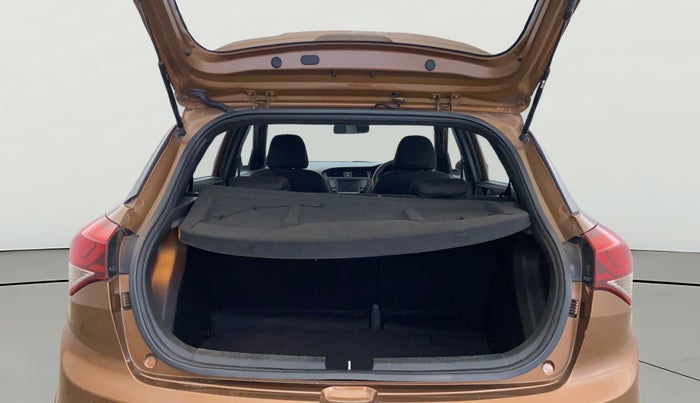 2015 Hyundai i20 Active 1.2 SX, Petrol, Manual, 99,915 km, Boot Open Zoomed View