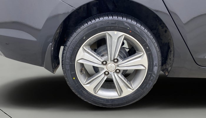 2019 Hyundai Verna 1.6 VTVT SX, Petrol, Manual, 50,166 km, Right Rear Wheel