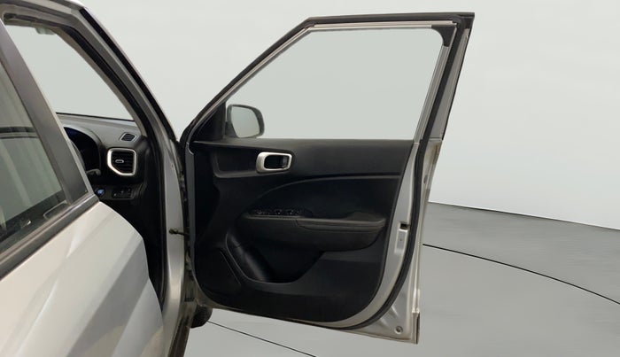 2019 Hyundai VENUE SX 1.0 (O) TURBO, Petrol, Manual, 40,934 km, RHS Front Door